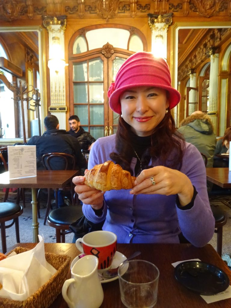 MIKA DECO Paris
フランス